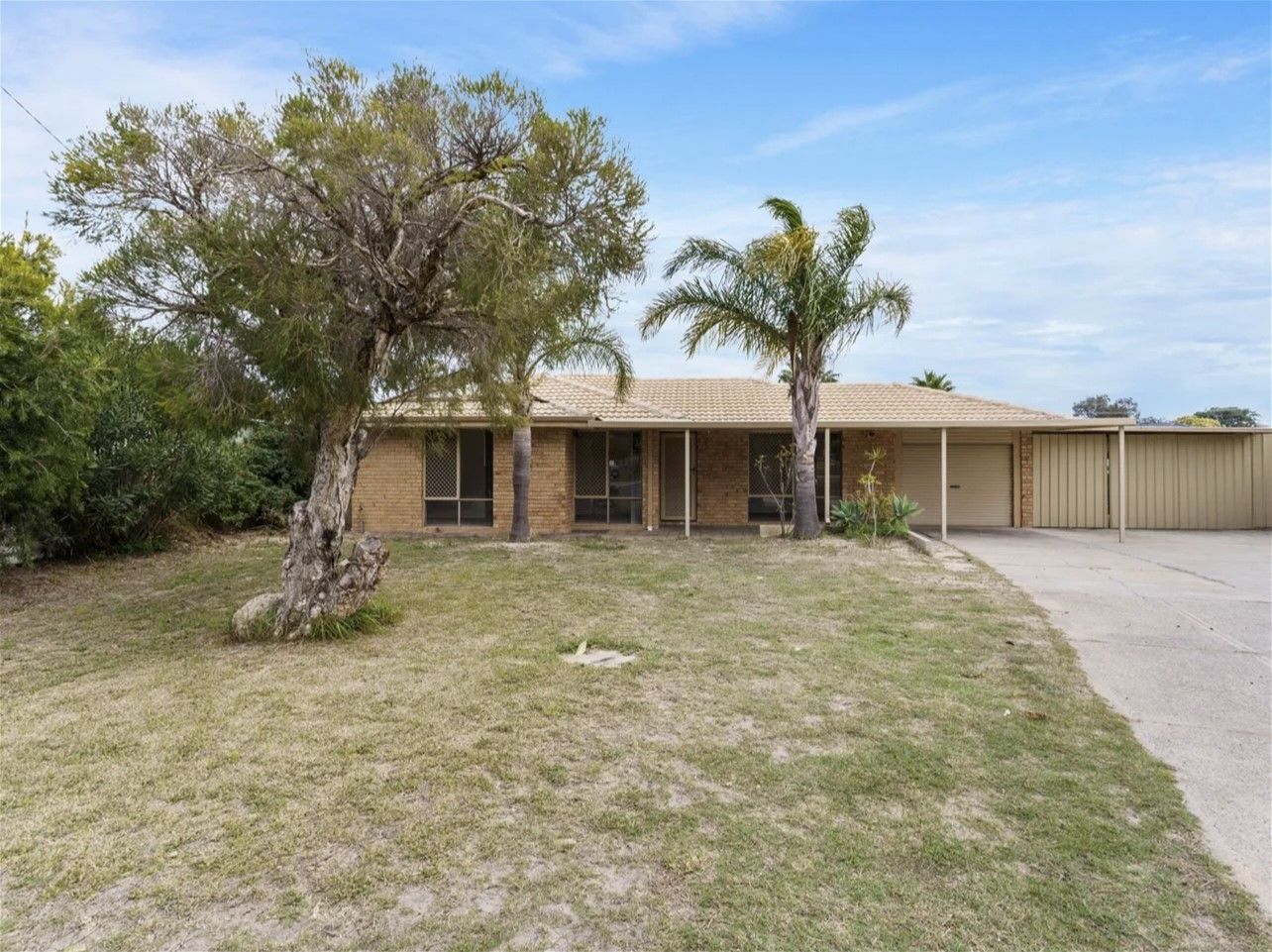 3 bedrooms House in 13 Rudall Close GOSNELLS WA, 6110