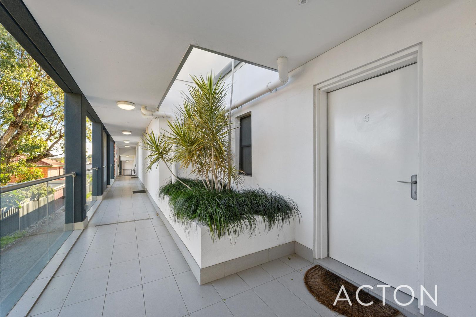 5/359 Oxford Street, Mount Hawthorn WA 6016, Image 2