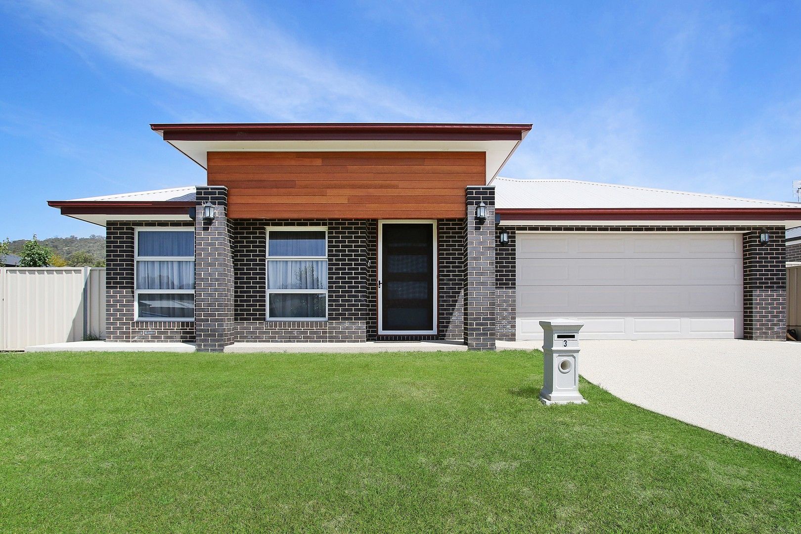 4 bedrooms House in 3 French Terrace WODONGA VIC, 3690