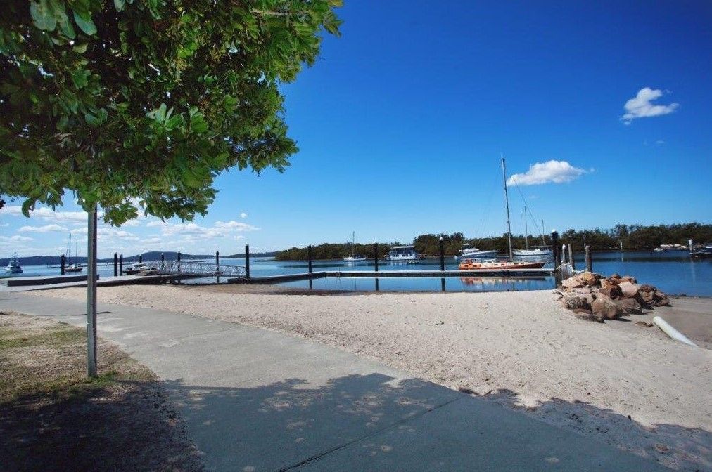 6/11 Cook Pde, Lemon Tree Passage NSW 2319 Apartment For Rent 365