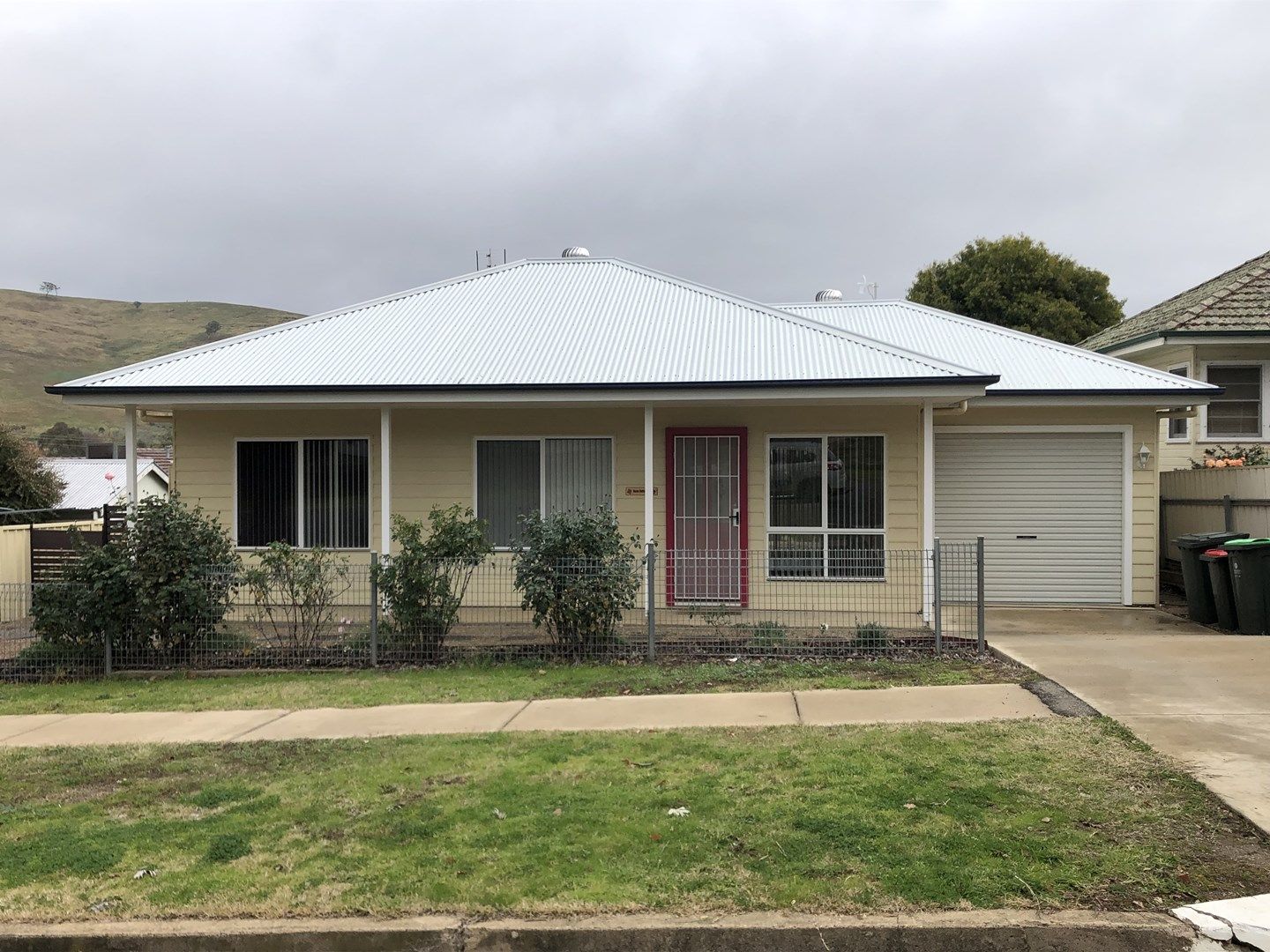 1/147 Hanley Street, Gundagai NSW 2722 Apartment For Rent 330 Domain