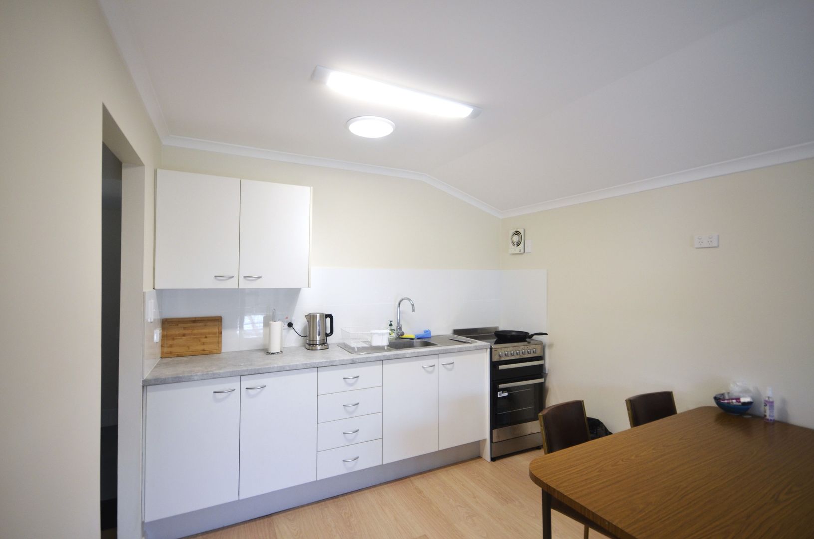 39A Nelson Street, Umina Beach NSW 2257 Apartment For Rent 420 Domain