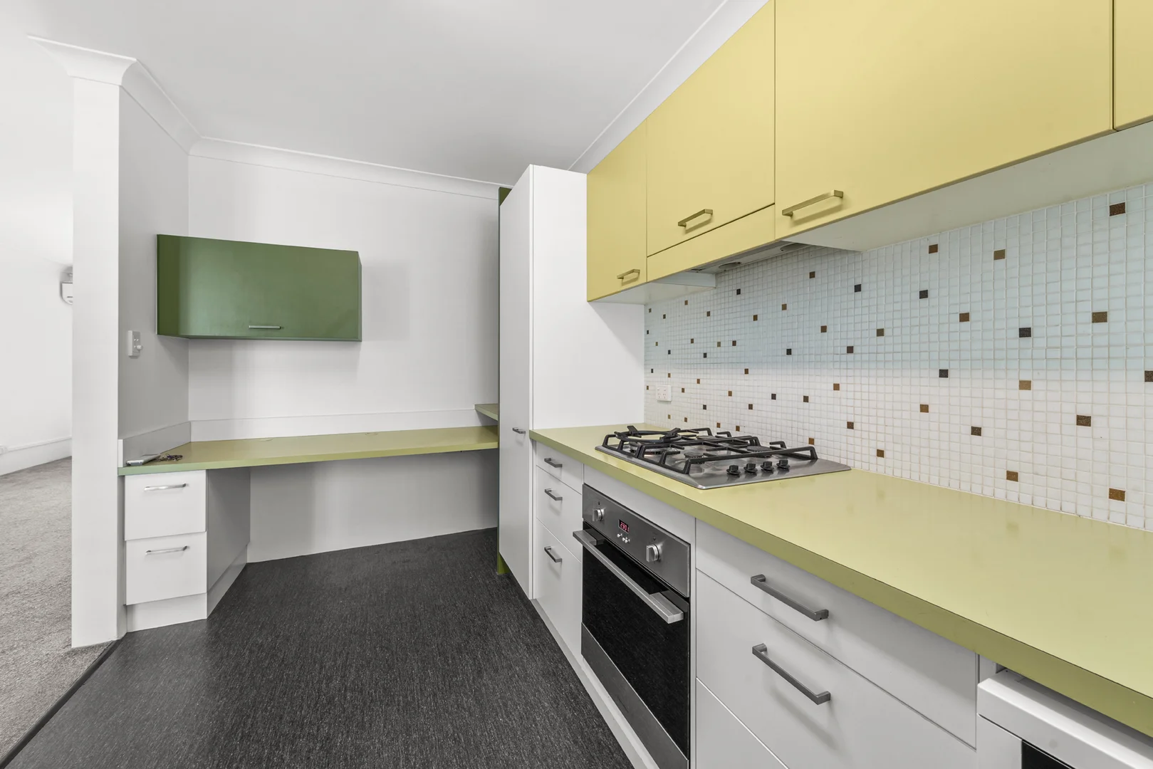 Additional image 3 of 4/75 Miles Street, Hawthorne QLD 4171