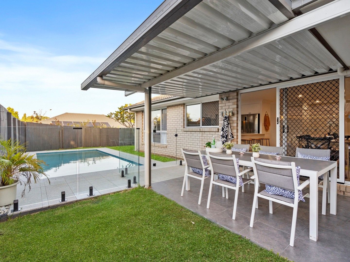 7 Brighton Court, Wakerley QLD 4154, Image 0