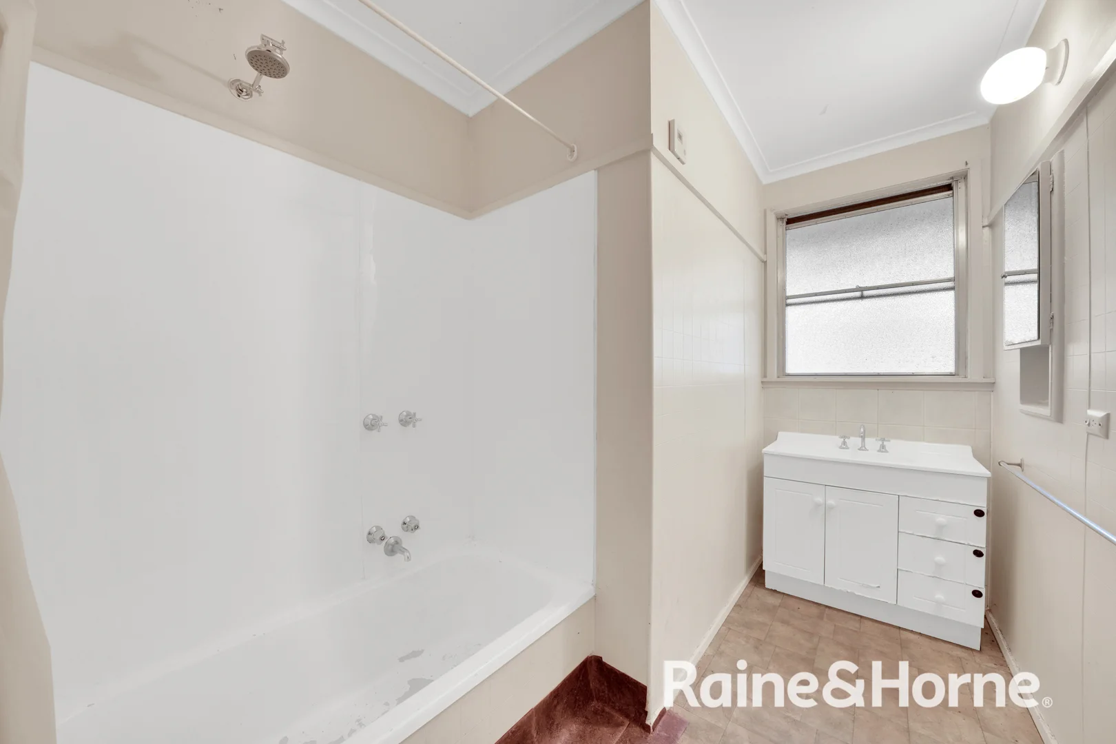 Additional image 11 of 2 Deborah St, Werribee VIC 3030