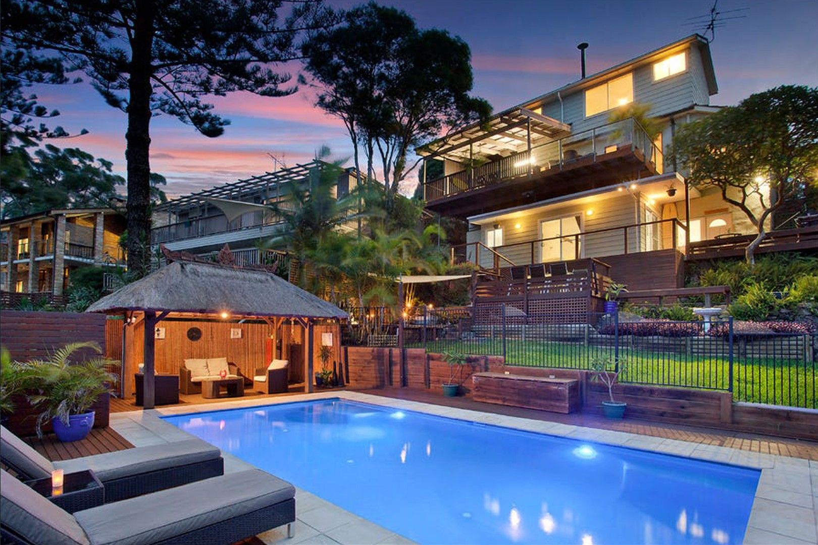 5 bedrooms House in 89 Powderworks Road NORTH NARRABEEN NSW, 2101