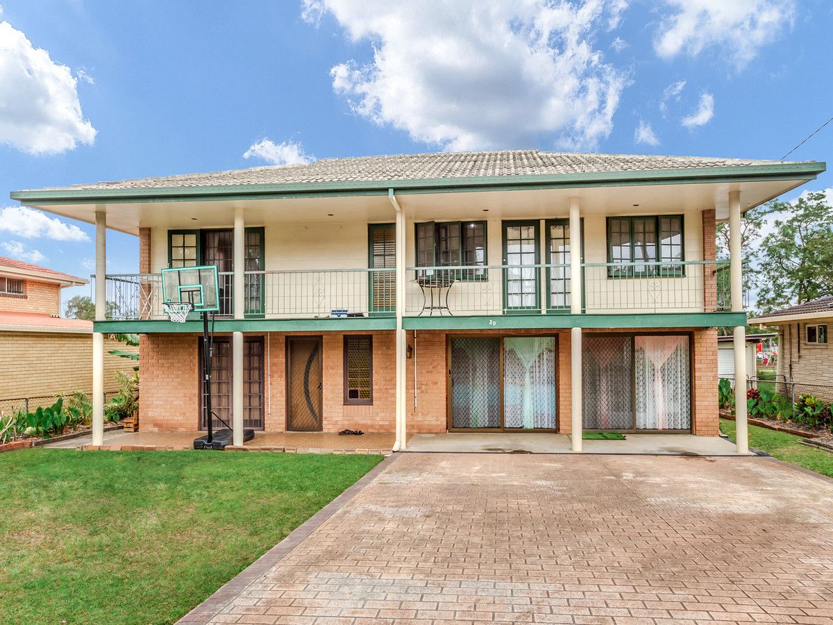 4 bedrooms House in 20 Comino Street STRATHPINE QLD, 4500