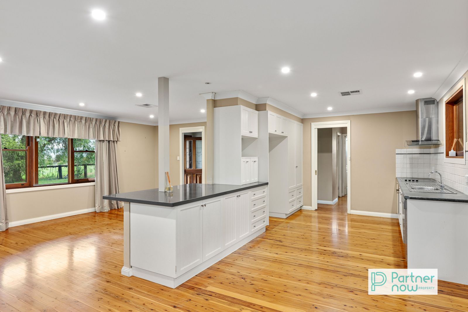 Tamworth NSW 2340 4 beds house for Rent, 1,100 16776360 Domain