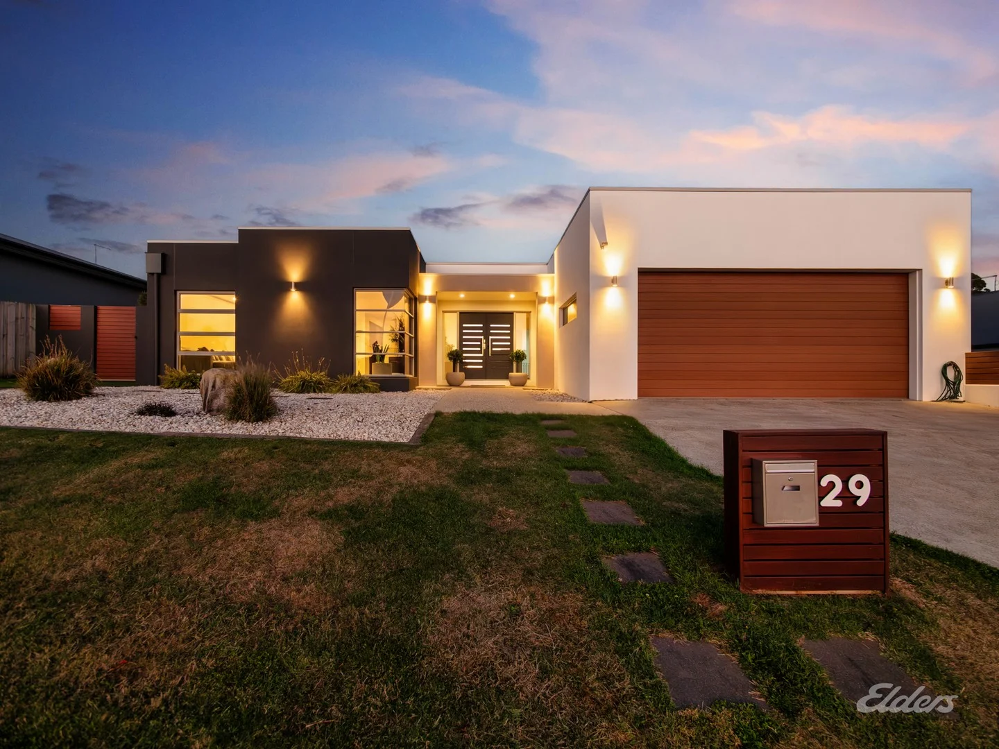 29 Berkshire Parade, Penguin TAS 7316