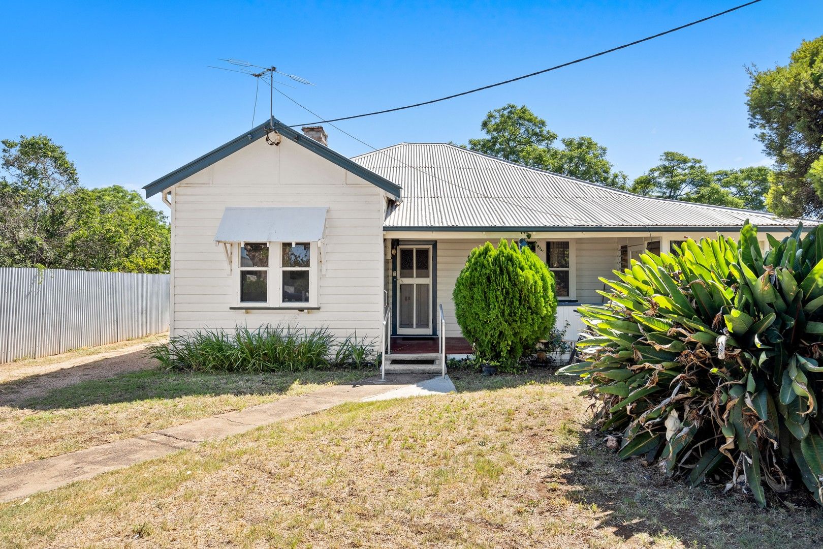 67 Oxford Road, Scone NSW 2337, Image 0
