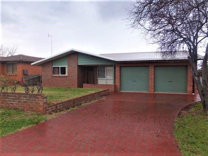 4 bedrooms House in 15 Yaraandoo St GULGONG NSW, 2852