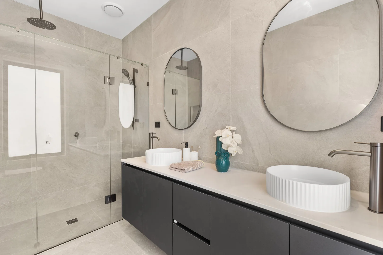 Additional image 9 of 2 Dumas Avenue, Avondale Heights VIC 3034