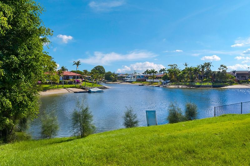 2 Cypress Drive, Broadbeach Waters QLD 4218, Image 2