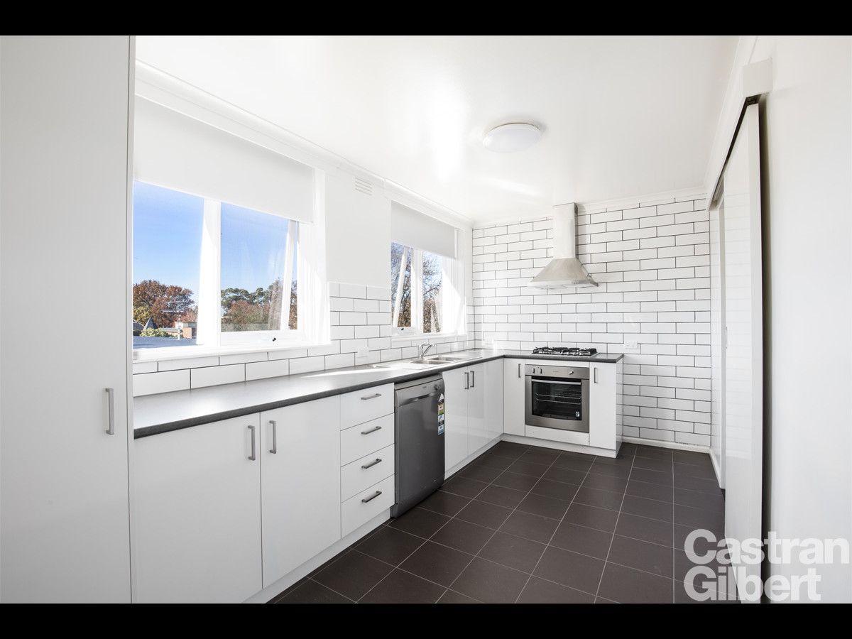 2 bedrooms Apartment / Unit / Flat in 12/3a Hughenden Road ST KILDA EAST VIC, 3183