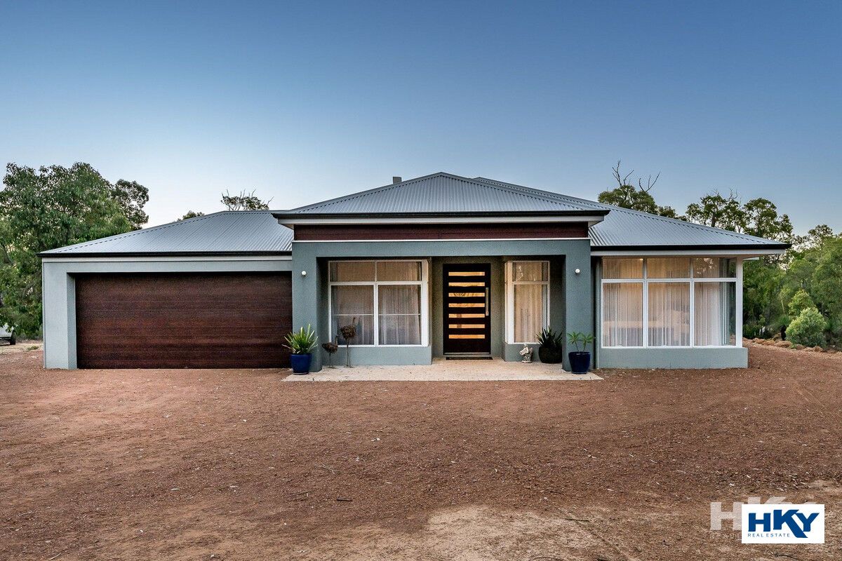4 bedrooms House in 103 Holstein Loop LOWER CHITTERING WA, 6084
