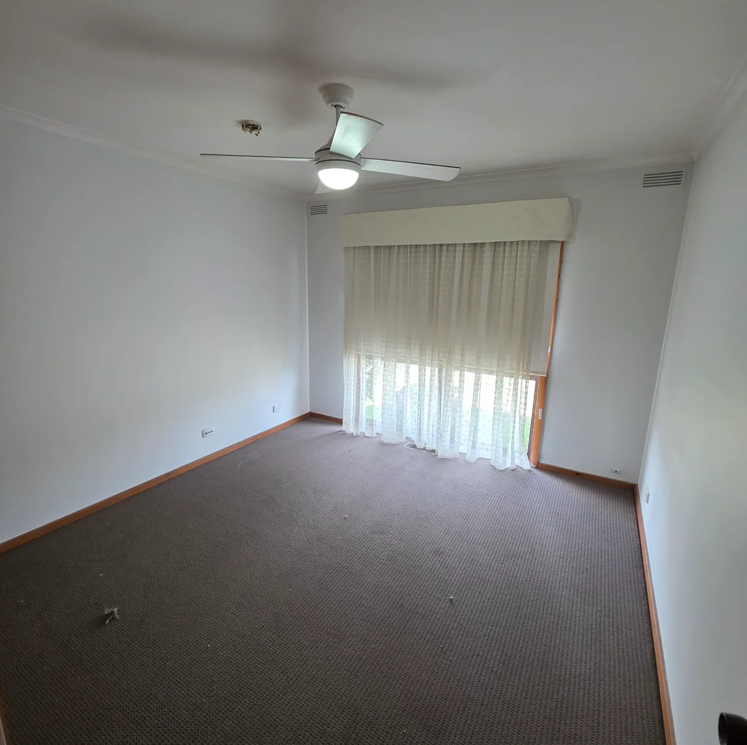 Additional image 8 of 4 Edwards Crescent, Wendouree VIC 3355