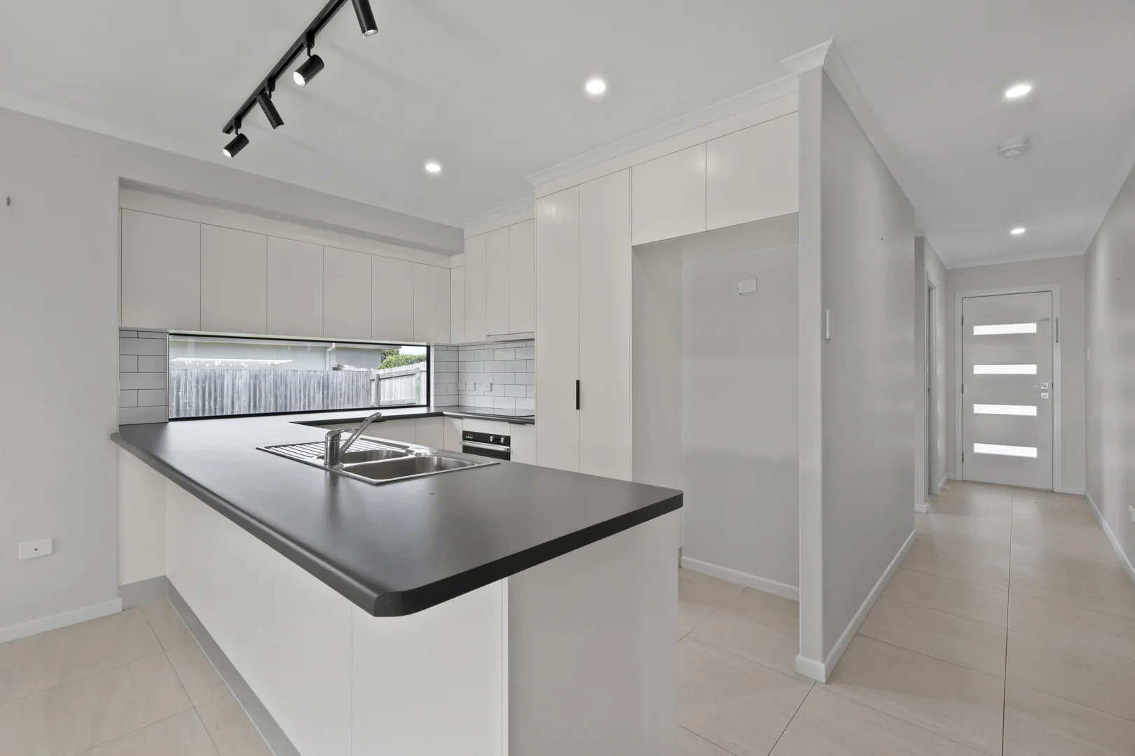 Additional image 7 of 8 Amara Street, Rural View QLD 4740