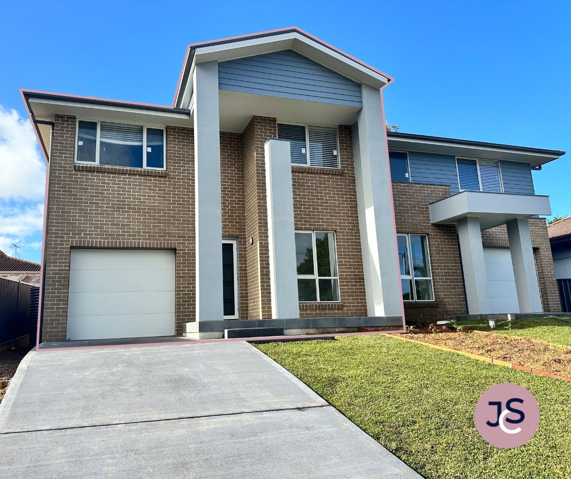 4 bedrooms Duplex in 26A Blackbutt Parade KOTARA SOUTH NSW, 2289