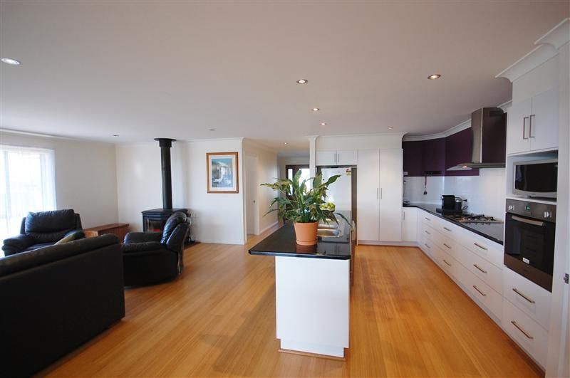 28 Netherton Park Avenue, Armidale NSW 2350 House For Rent Domain