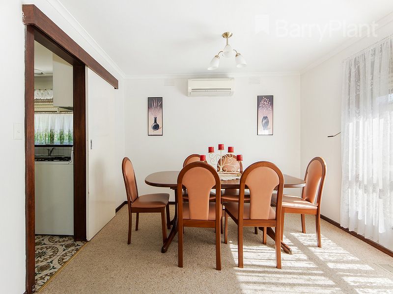 61 Birchwood Boulevard, Deer Park VIC 3023, Image 2