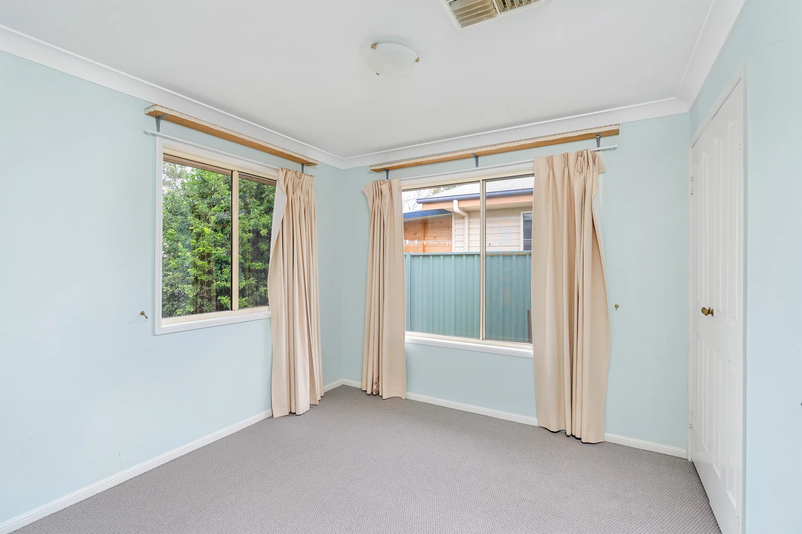 Additional image 11 of 21 Statesmans Drive, Emerald QLD 4720