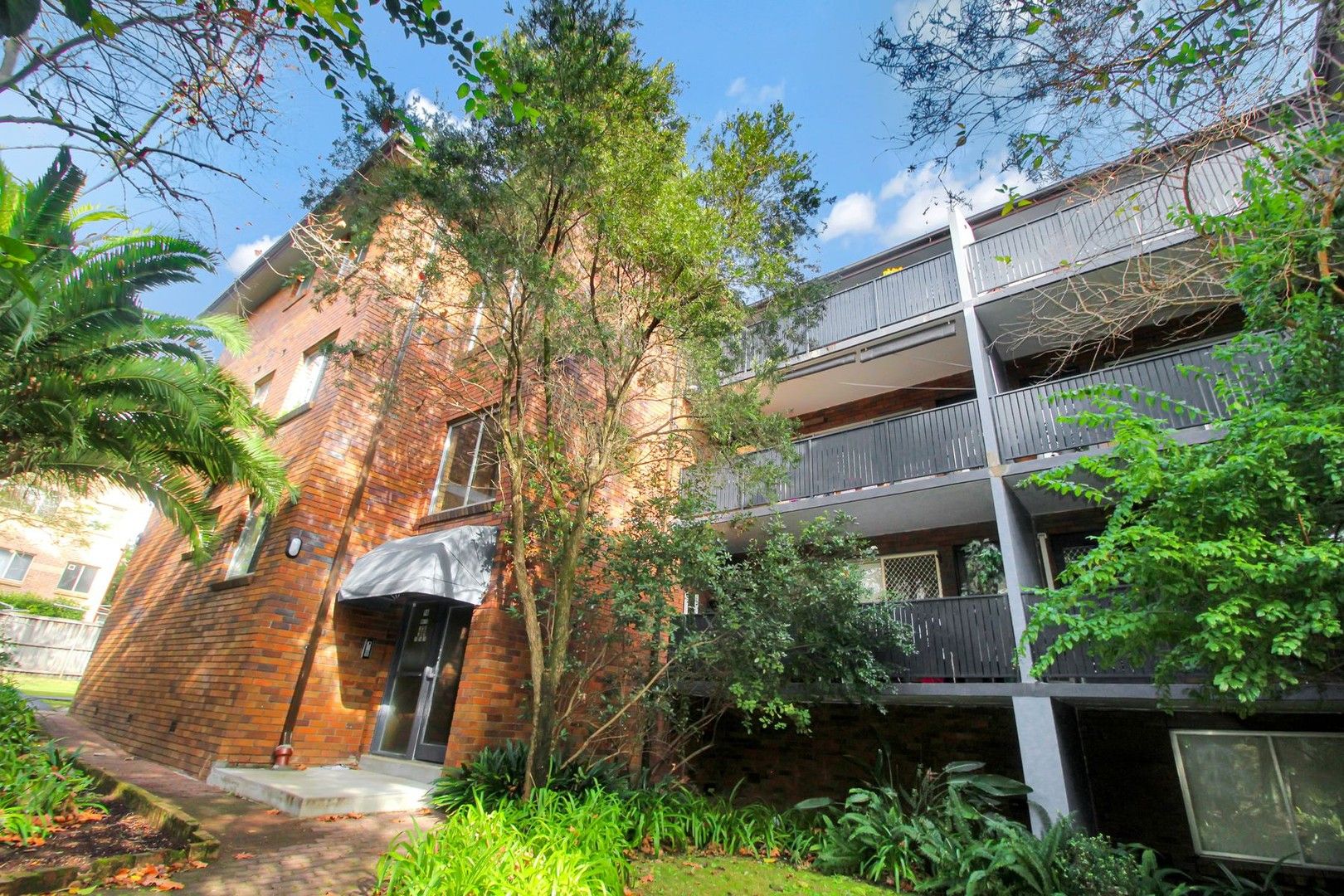 2 bedrooms Apartment / Unit / Flat in 7/9A Cambridge Street GLADESVILLE NSW, 2111