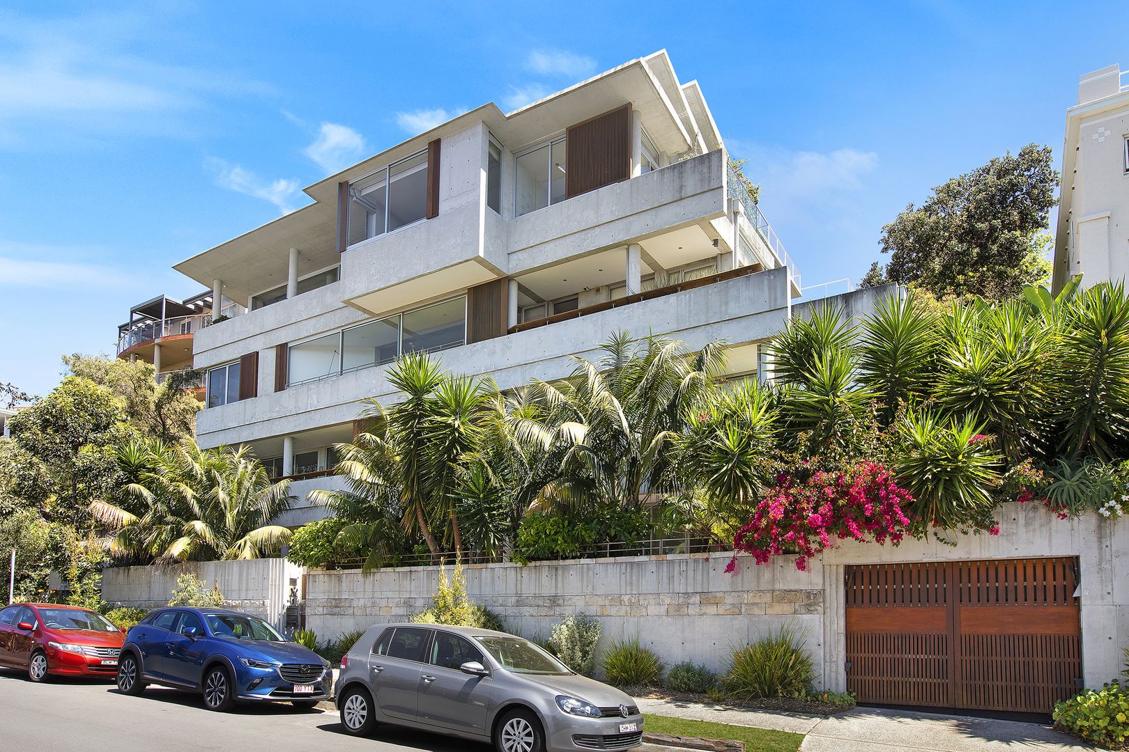 Property Report for 6/8 Francis Street, Bondi Beach NSW 2026