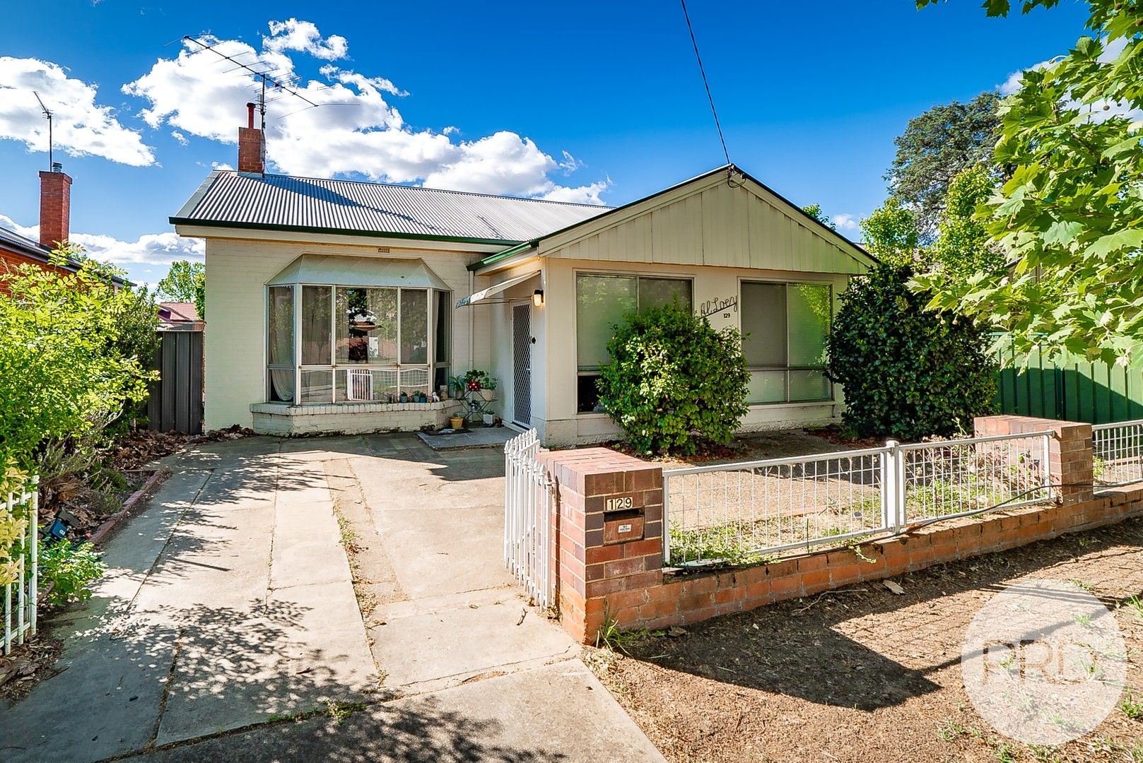 4 bedrooms House in 129 Gurwood Street WAGGA WAGGA NSW, 2650