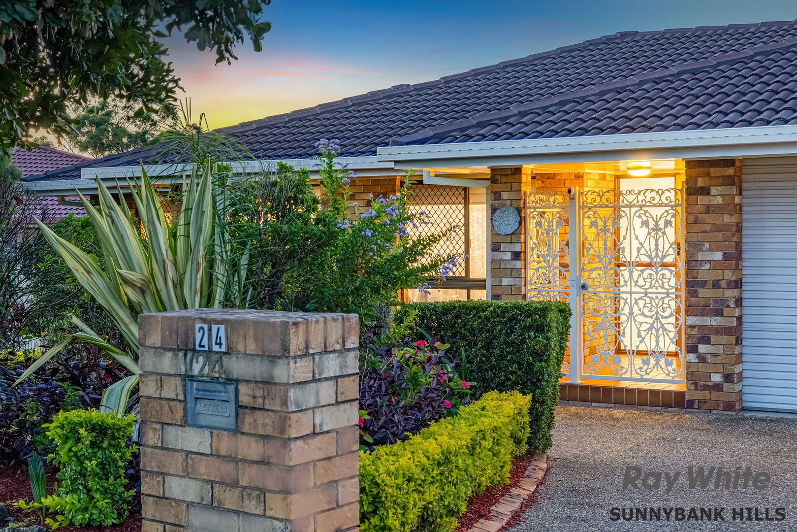 24 Cherrywood Street, Sunnybank Hills QLD 4109, Image 2