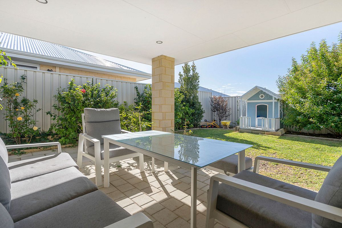 10 Waveski Street, Yanchep WA 6035, Image 1