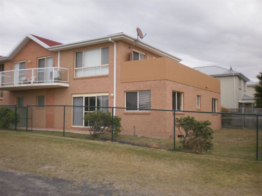 2/105 Deering Street, Ulladulla Property History & Address Research