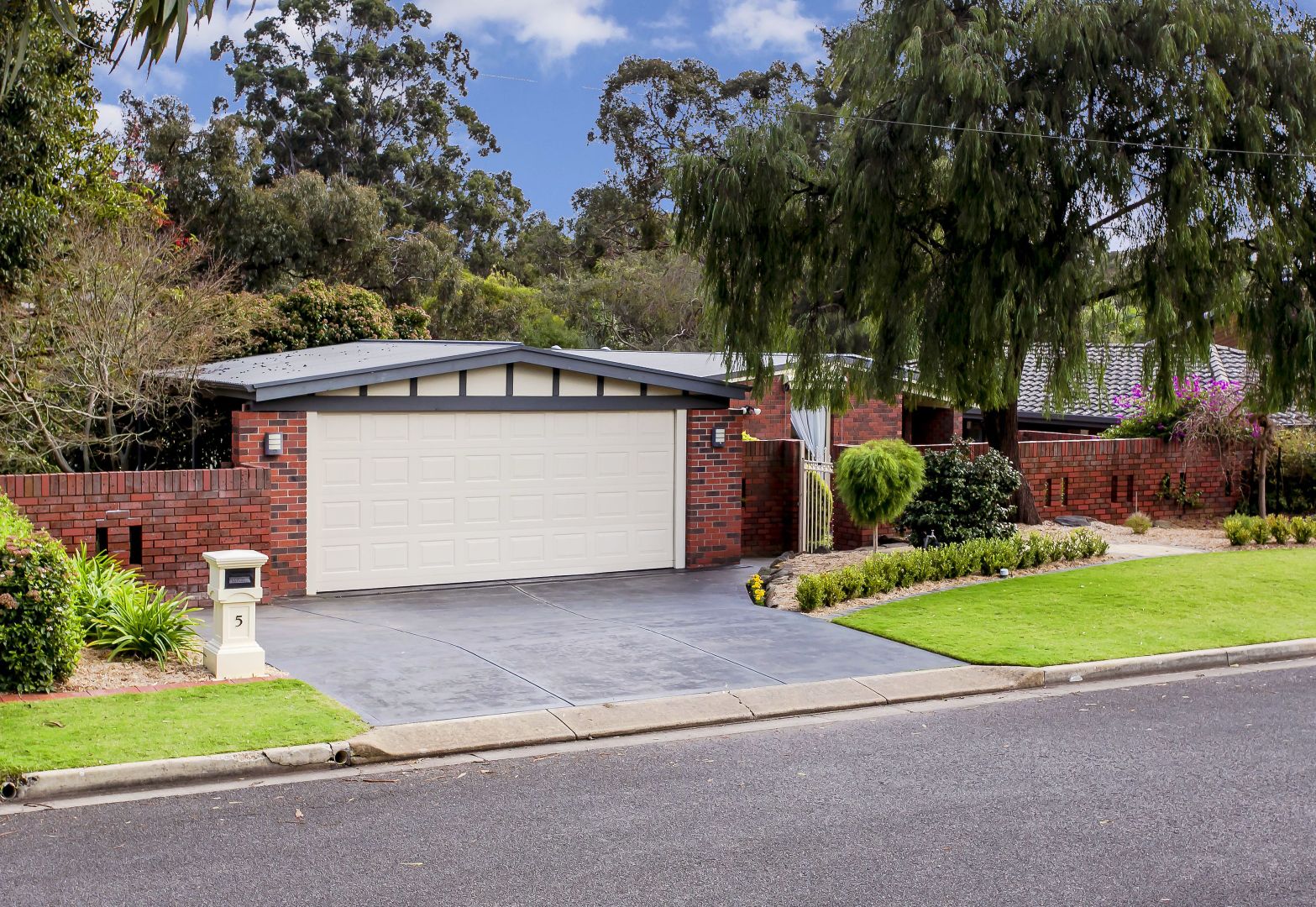 5 Gorelon Drive, Flagstaff Hill SA 5159, Image 1