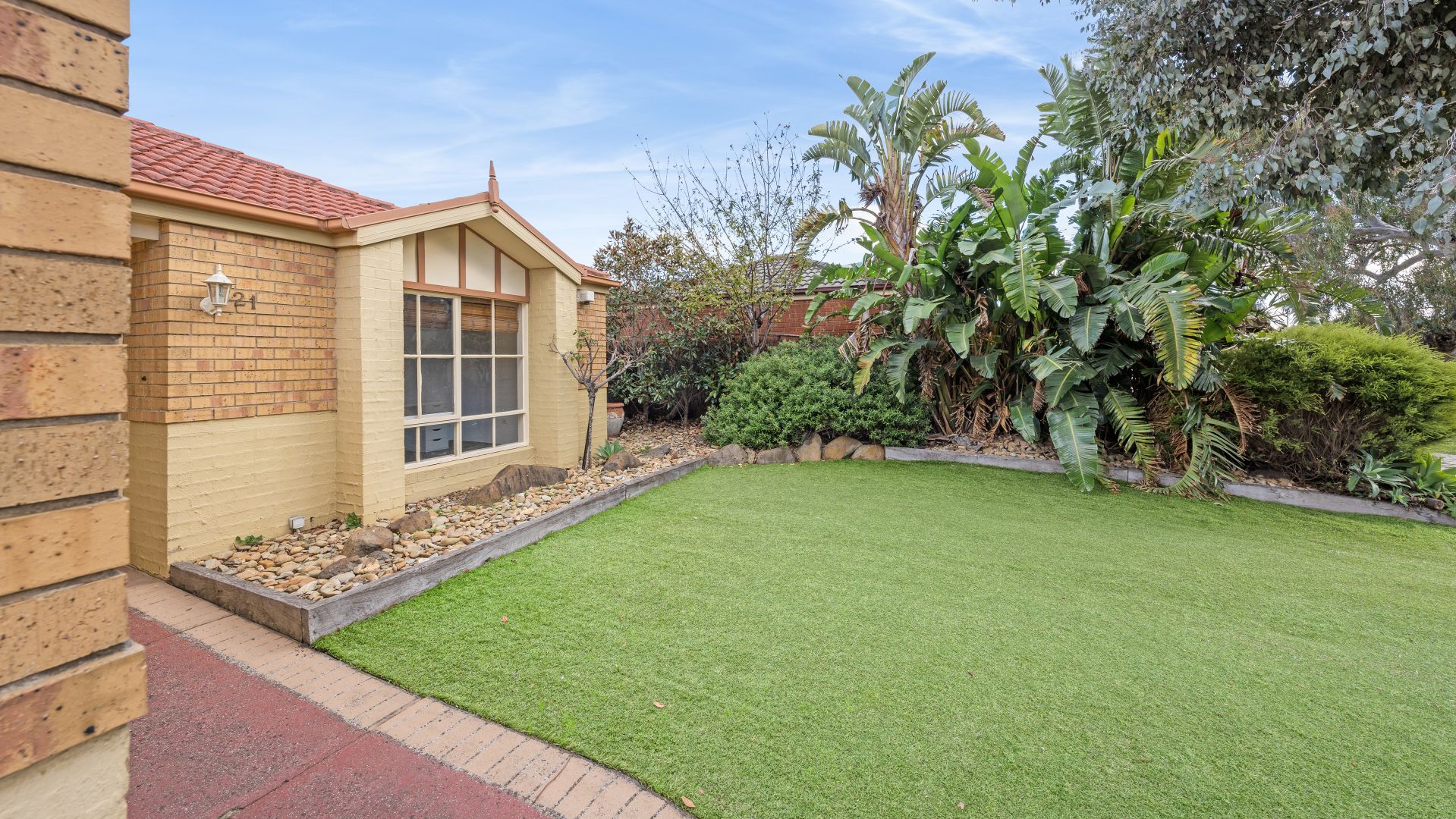 21 McConnell Crescent, Roxburgh Park VIC 3064, Image 2