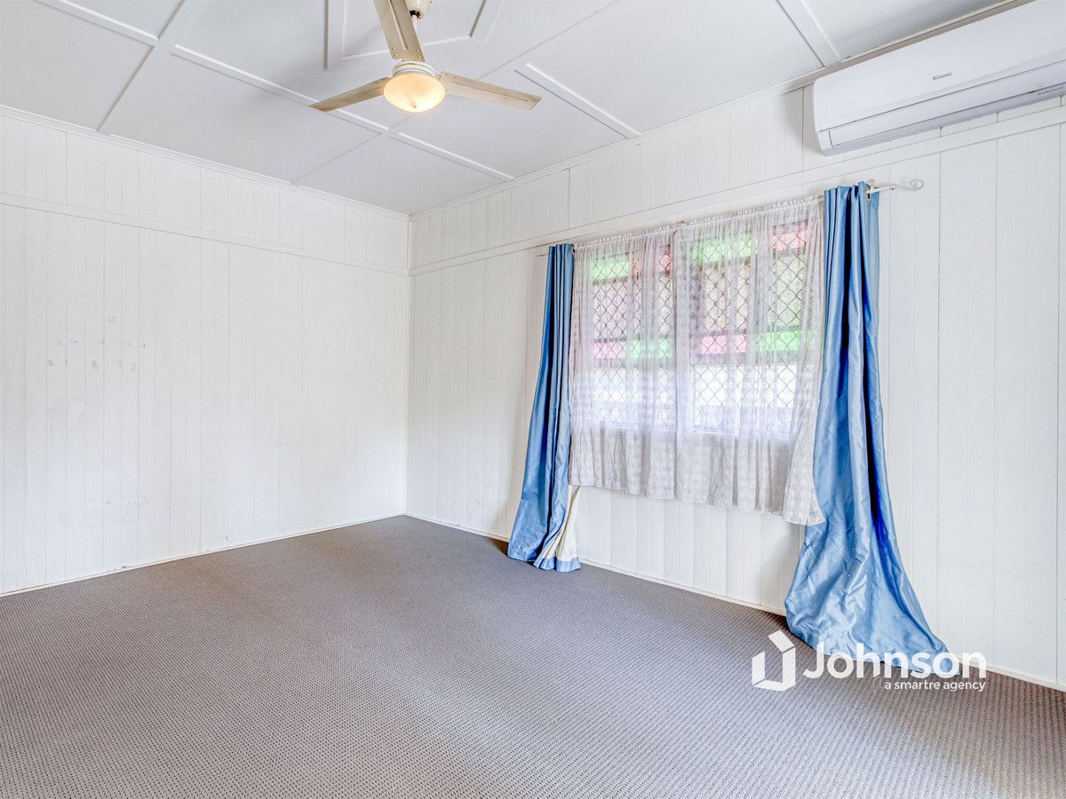 35 Lindsay Street, Bundamba QLD 4304, Image 2