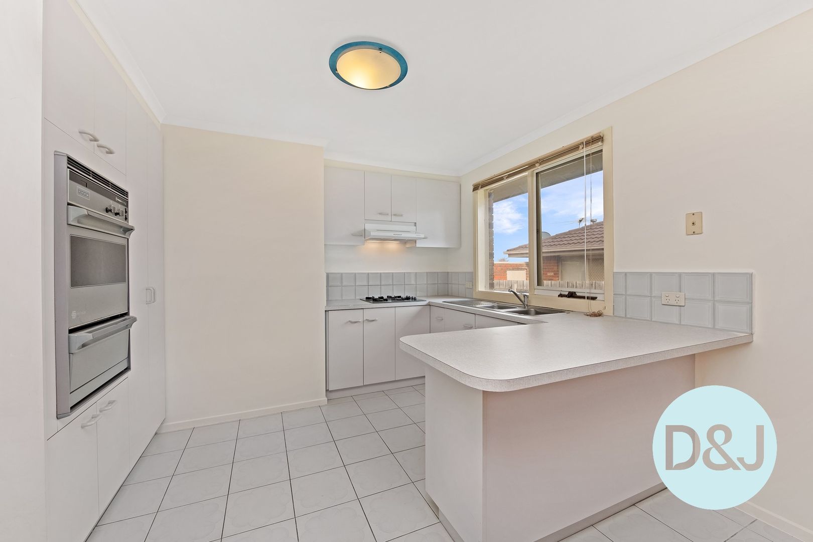 2/4 Coronata Court, Narre Warren VIC 3805 Apartment For Rent Domain