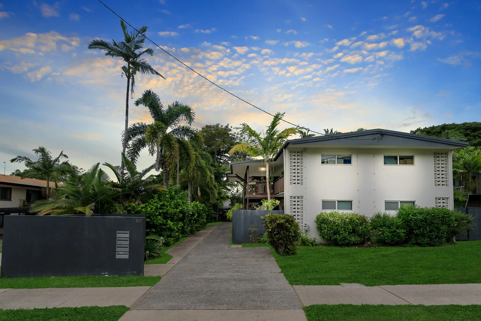 1/63 Woodward Street, Edge Hill QLD 4870