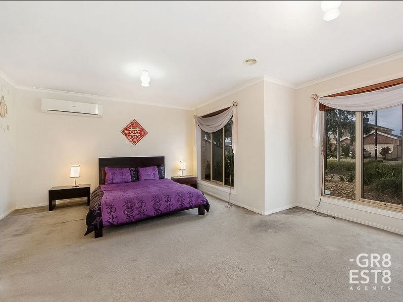 3 INGLEWOOD DRIVE, Burnside Heights VIC 3023, Image 1