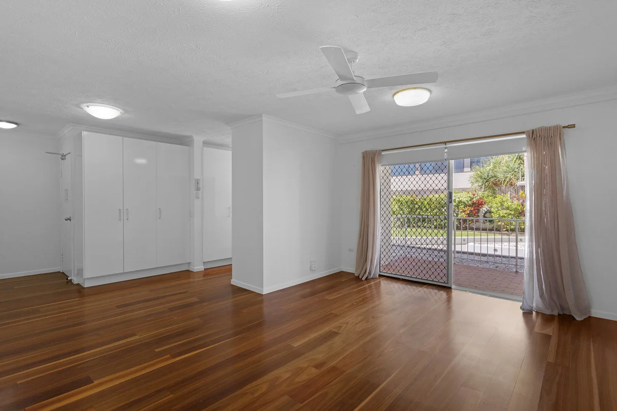 Additional image 6 of 2/300 The Esplanade, Miami QLD 4220