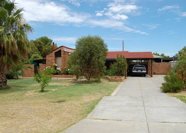 25 Luyer Avenue, East Cannington WA 6107