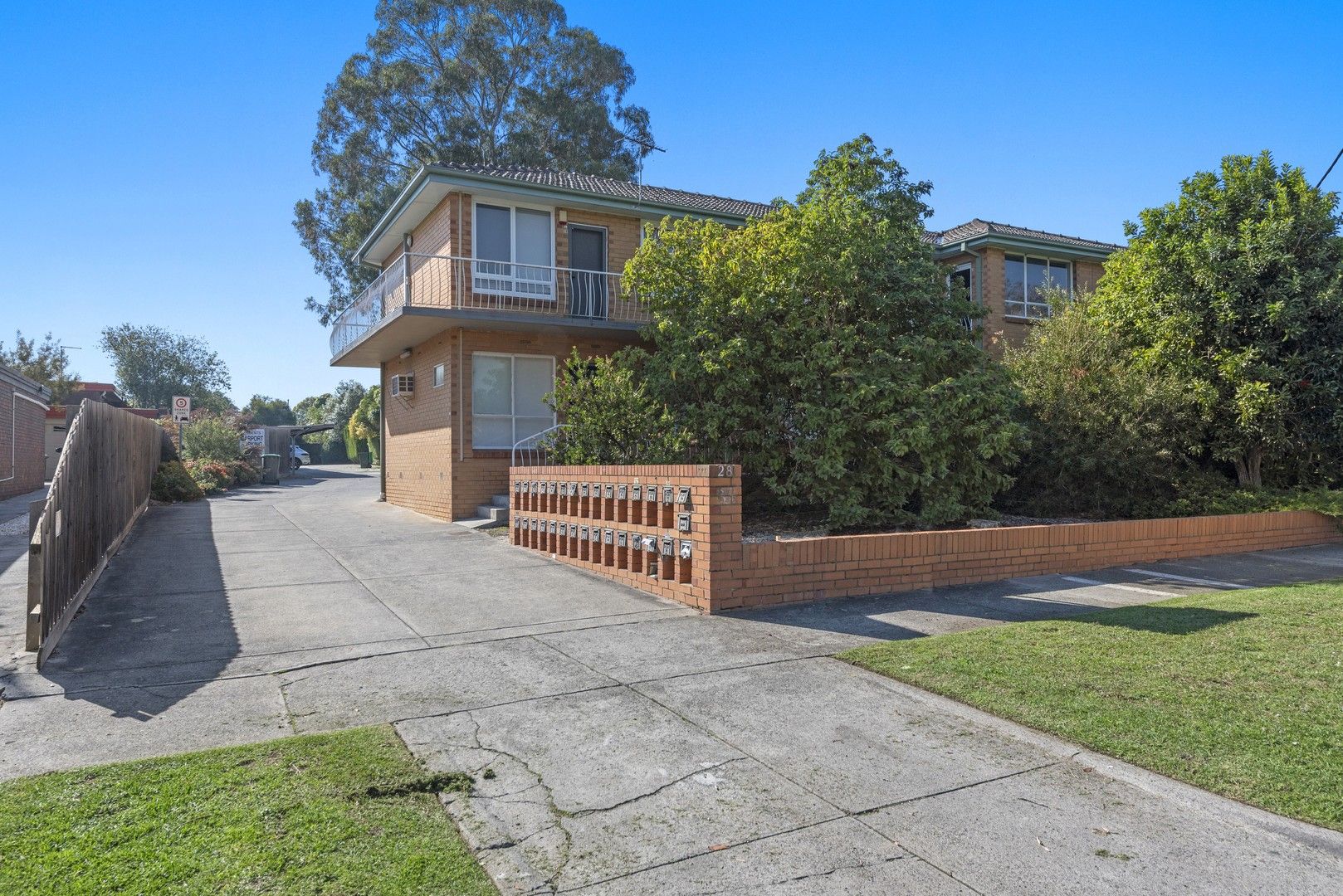 2 bedrooms Apartment / Unit / Flat in 11/28 Eumeralla Road CAULFIELD SOUTH VIC, 3162