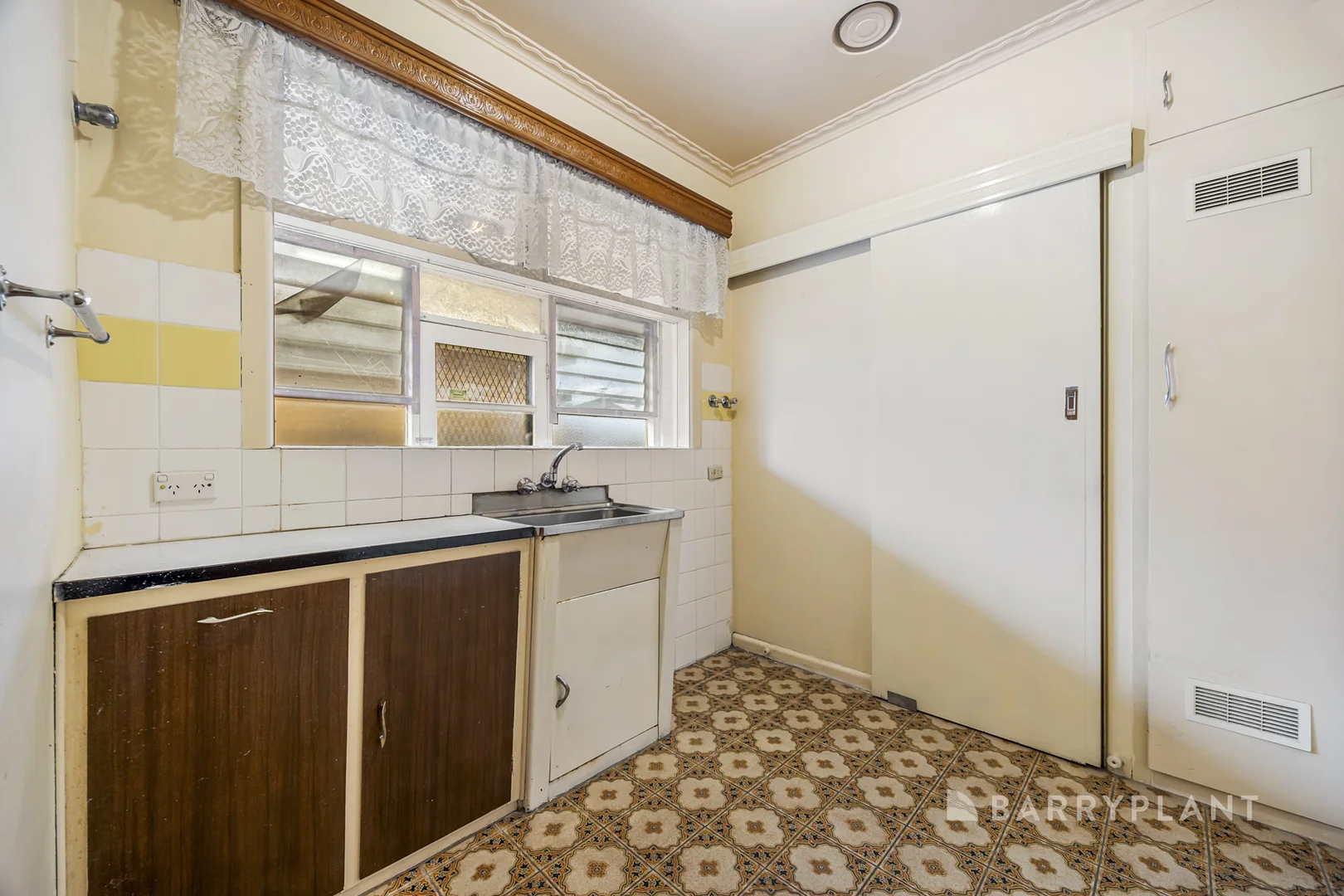 Additional image 10 of 826 Geelong Road, Canadian VIC 3350
