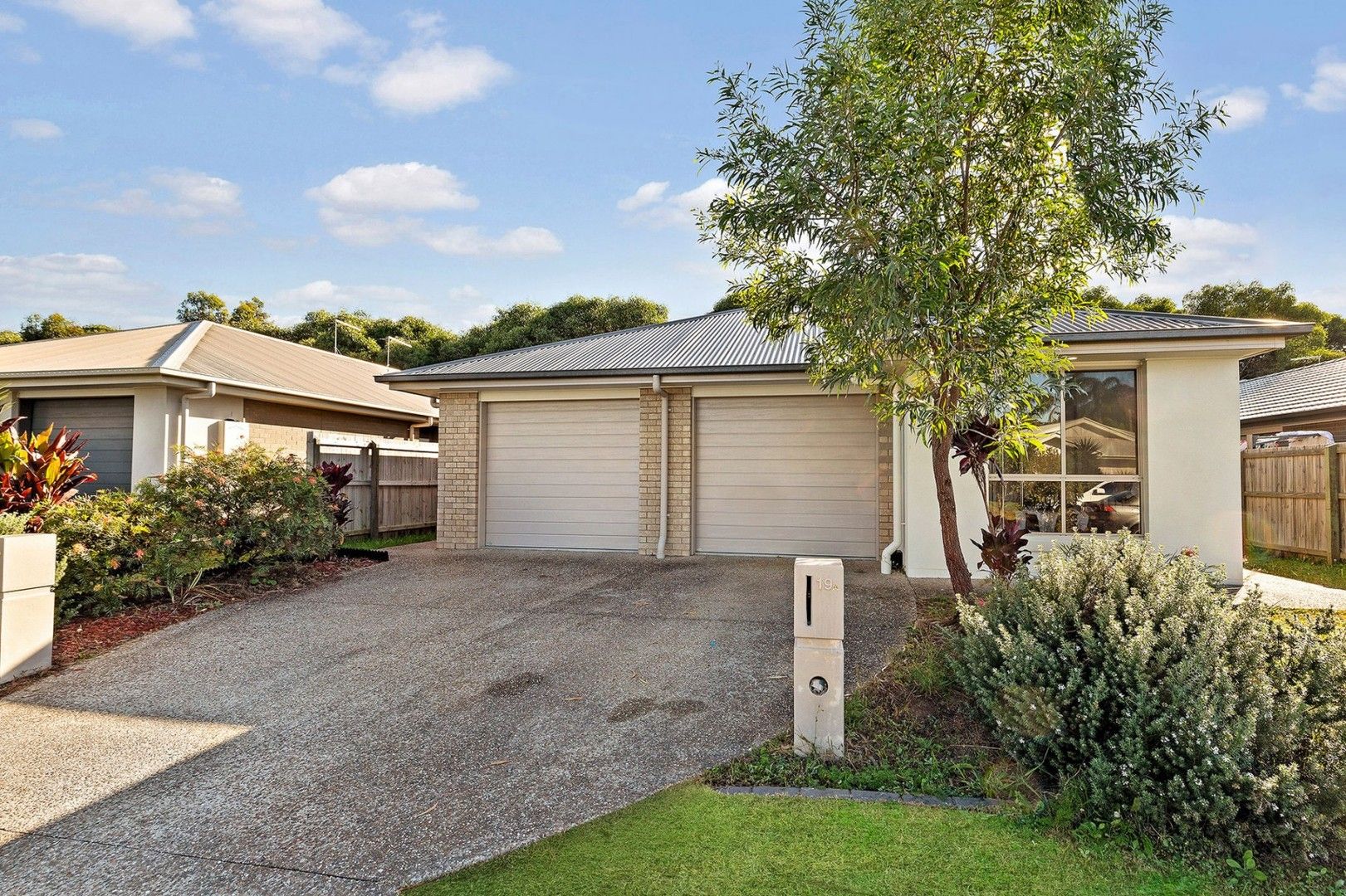 19b Daintree Court Park Ridge QLD 4125 Duplex For Rent Domain