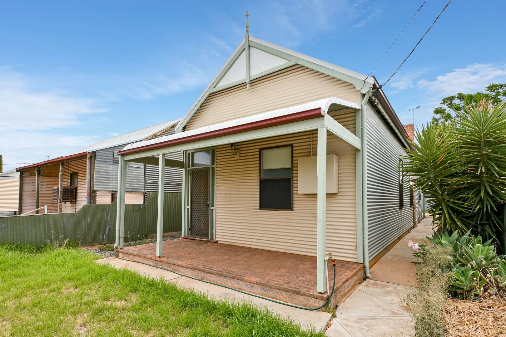 330 Williams Lane, Broken Hill NSW 2880