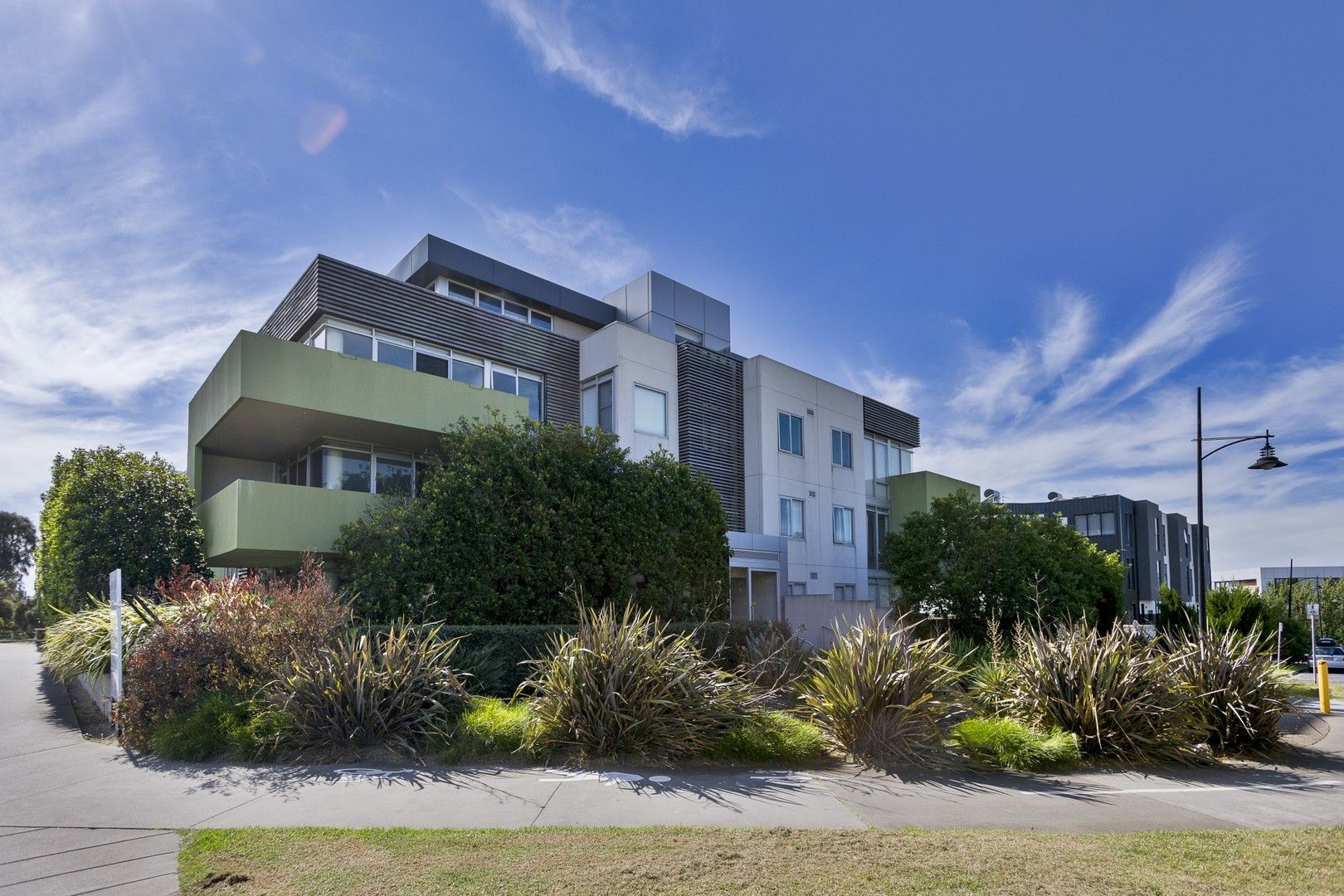 2 bedrooms Apartment / Unit / Flat in 101/2 La Scala Avenue MARIBYRNONG VIC, 3032