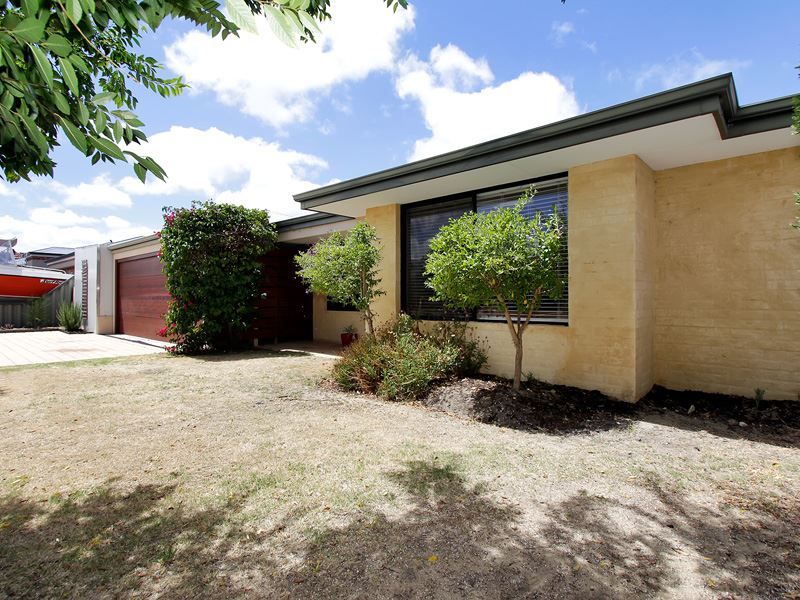 15 Leichhardt Crossing, Hammond Park WA 6164, Image 1