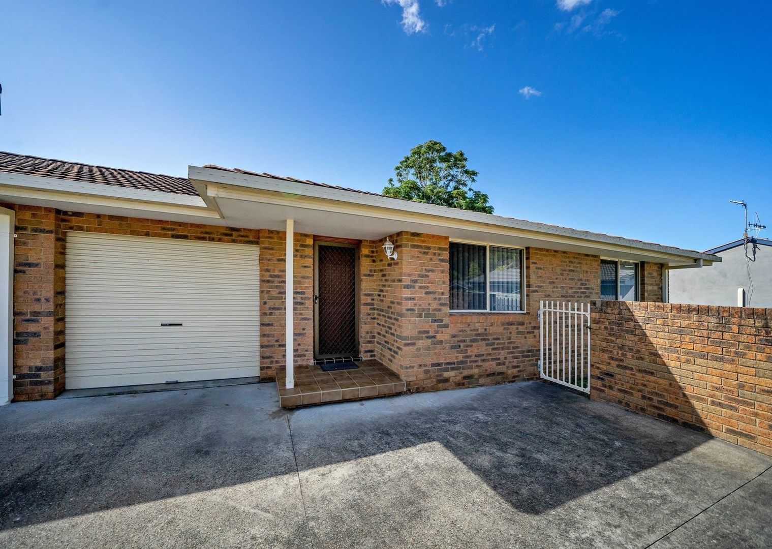 2/1 Casuarina Close, Old Bar NSW 2430, Image 0