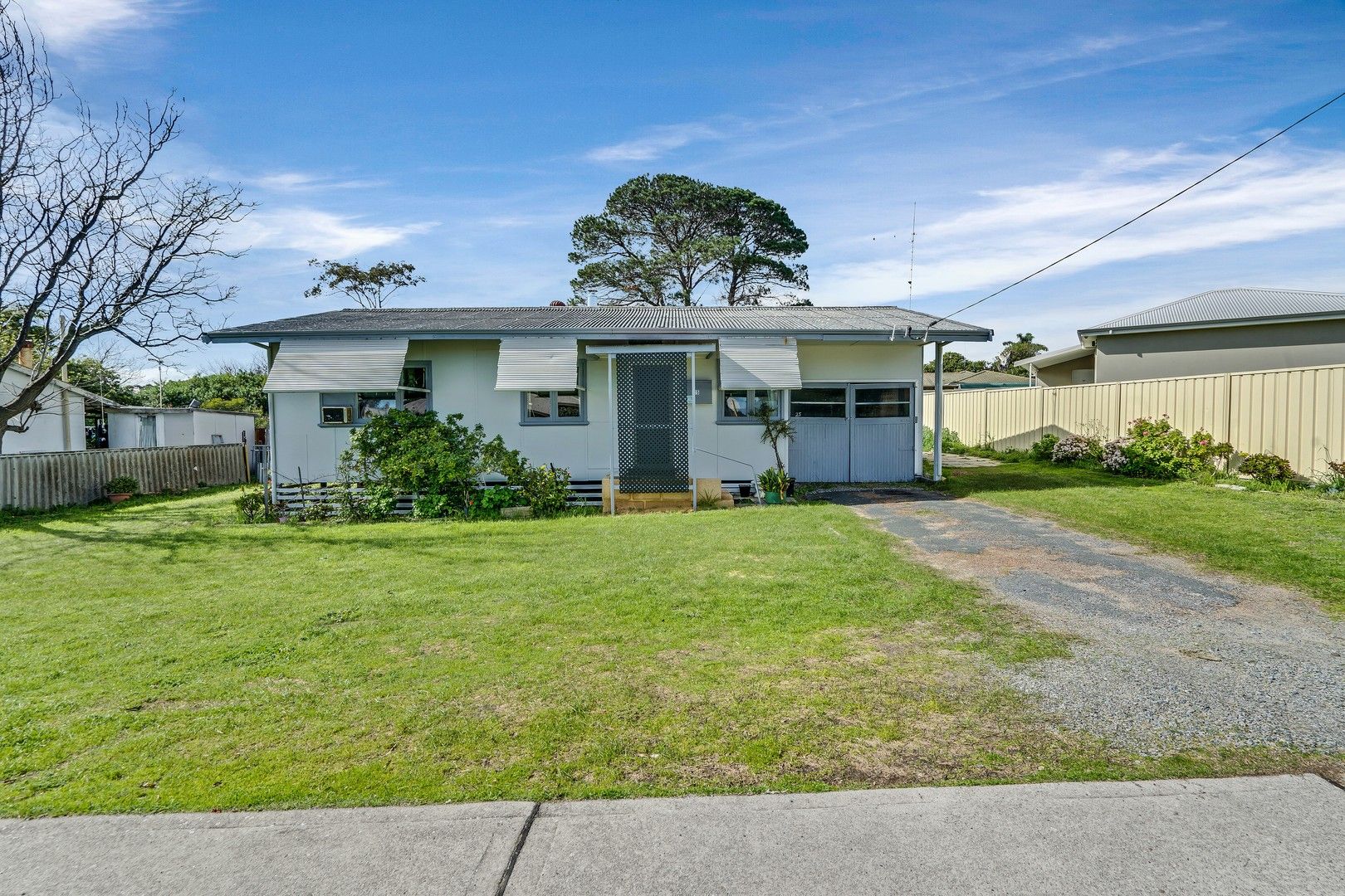 2 bedrooms House in 25 Anstruther Road MANDURAH WA, 6210