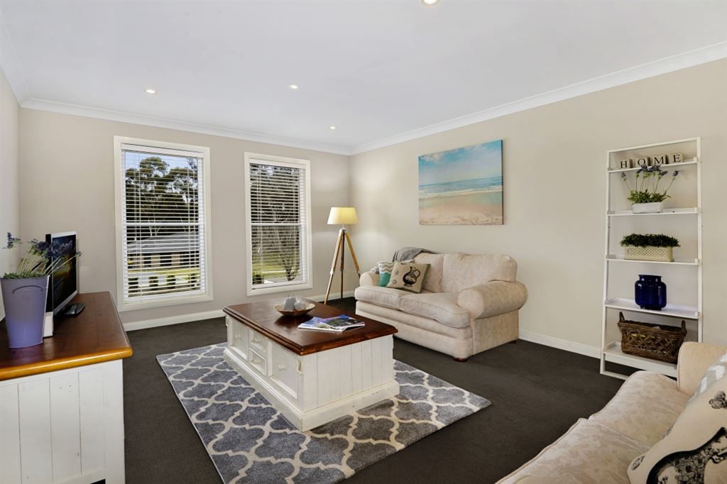 7 Bamburgh Place, Bundanoon NSW 2578, Image 2