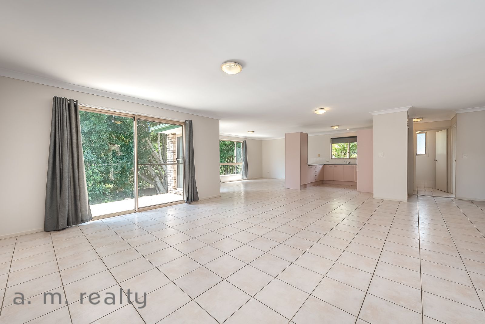 89 Henry Cotton Drive, Parkwood QLD 4214, Image 2