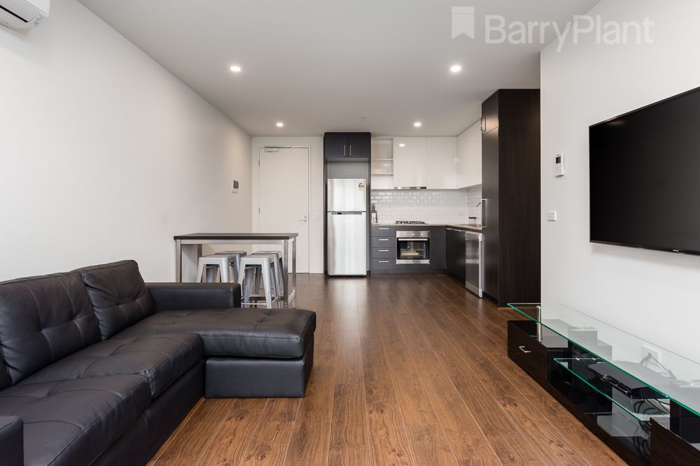 209/18 Tribeca Drive, Point Cook VIC 3030, Image 2